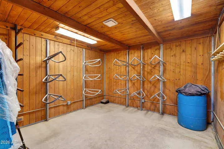 main barn 2nd tack room