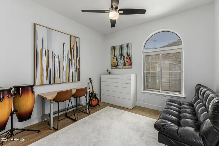Guest bedroom