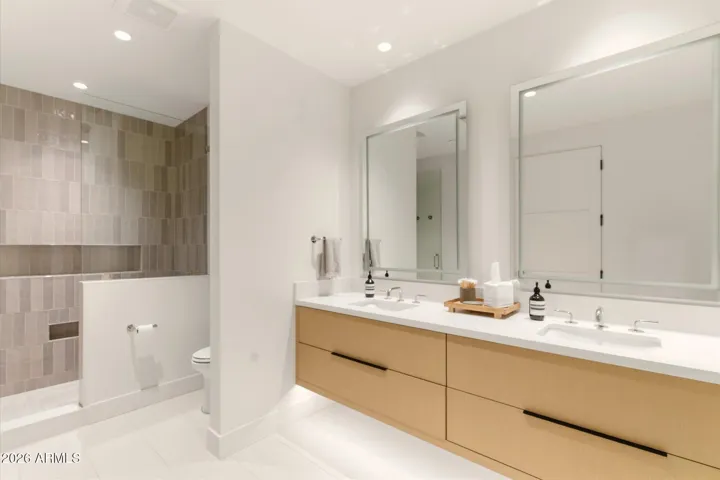Guest ensuite
