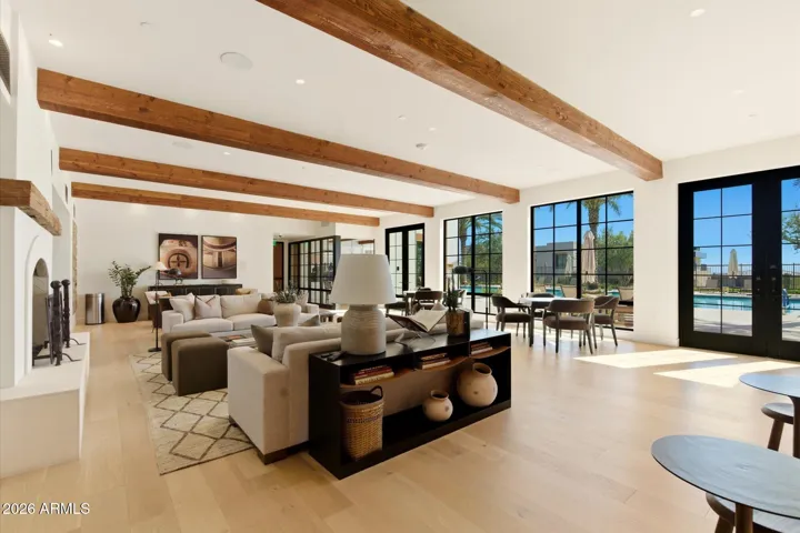 The Mountain Club Lounge