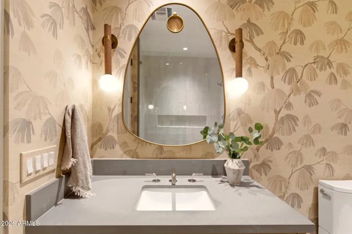 Powder Full Bath