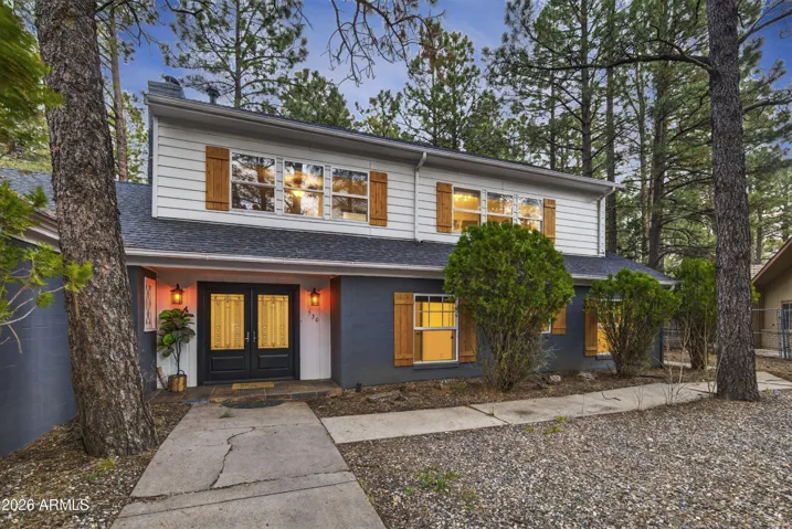 A beautiful and inviting entryway leads you into the heart of the home.