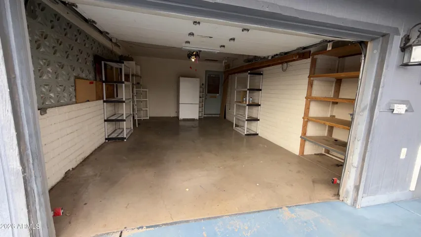 garage