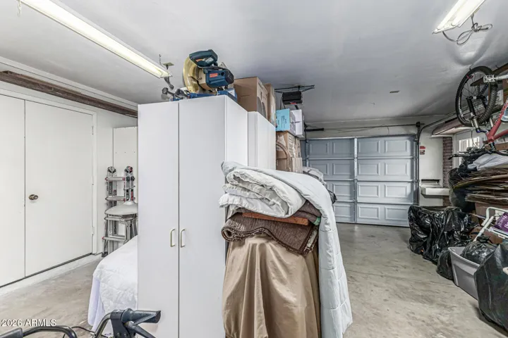 EXTENDED GARAGE WITH STORAGE CLOSETS