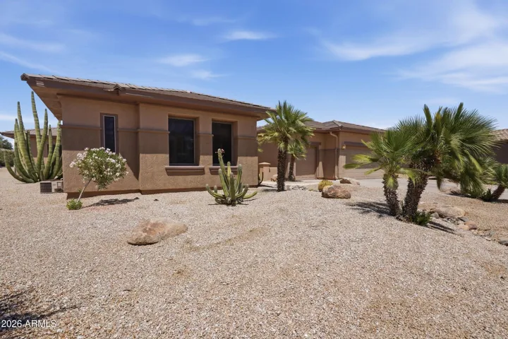 Casita Facing