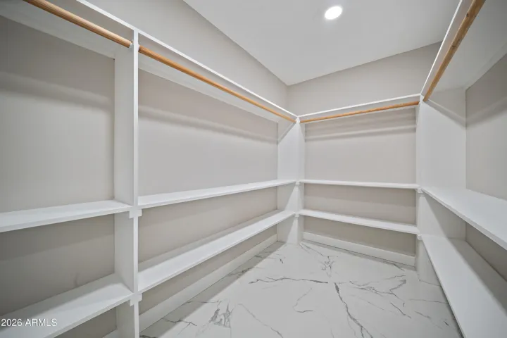 Major master walk-in closet