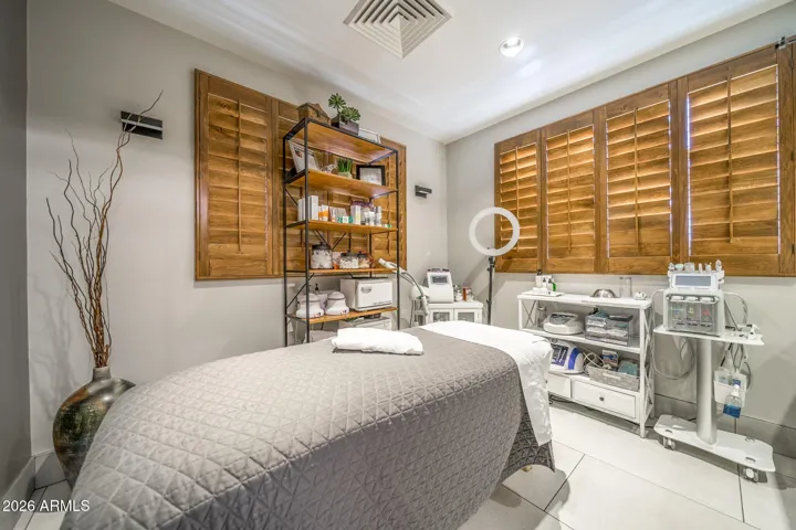 Las Sendas Spa & Fitness Center (by separate fee).