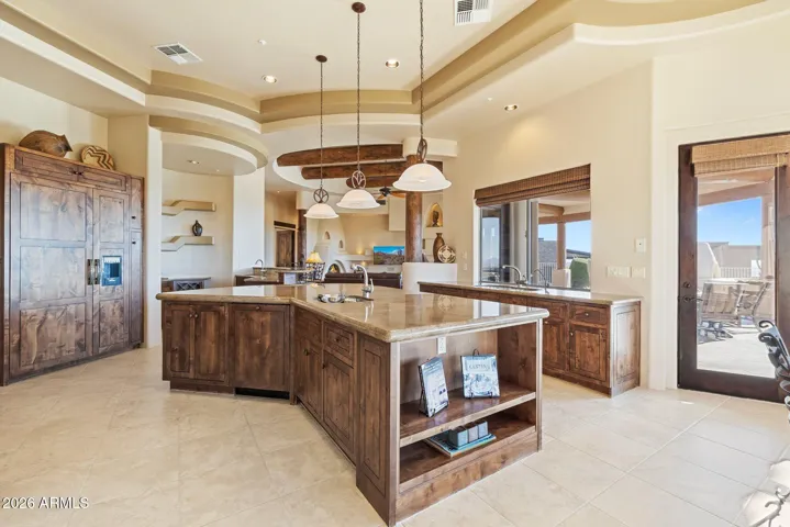 Large, gourmet kitchen.
