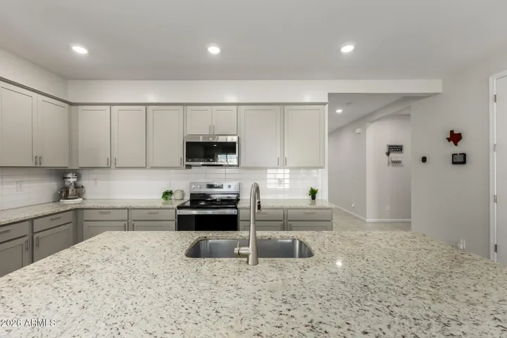 Kitchen with cabinet pulls!