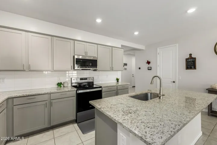 Kitchen with cabinet pulls!