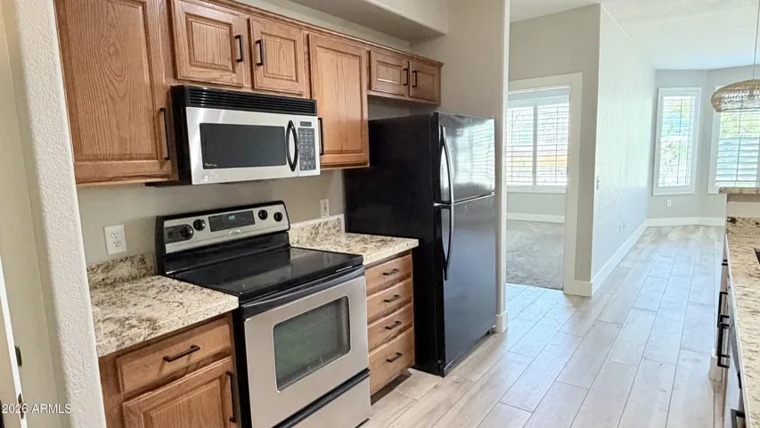 Kitchen the other side