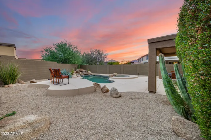 room for a grassy area or putting green