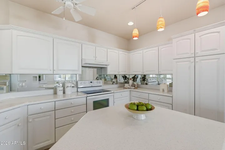 Large Chef's kitchen with ample storage