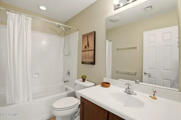 Upstairs full bath