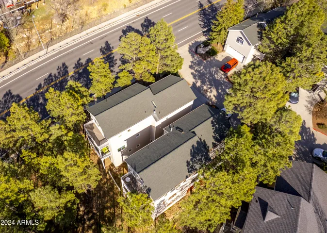 Enveloped in Flagstaff's Ponderosa Pines brings the outdoors inside!