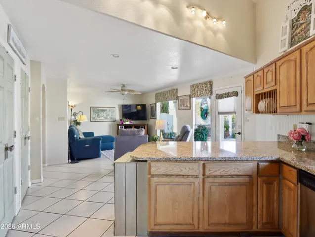 oak wood cabinets
