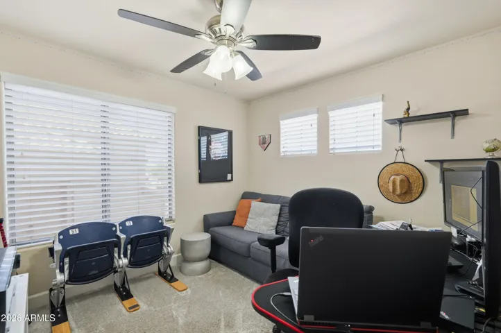 Guestroom/office