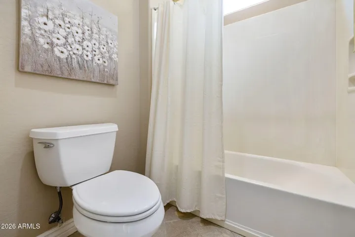 Shower/Tub combo in the Jack and Jill bathroom