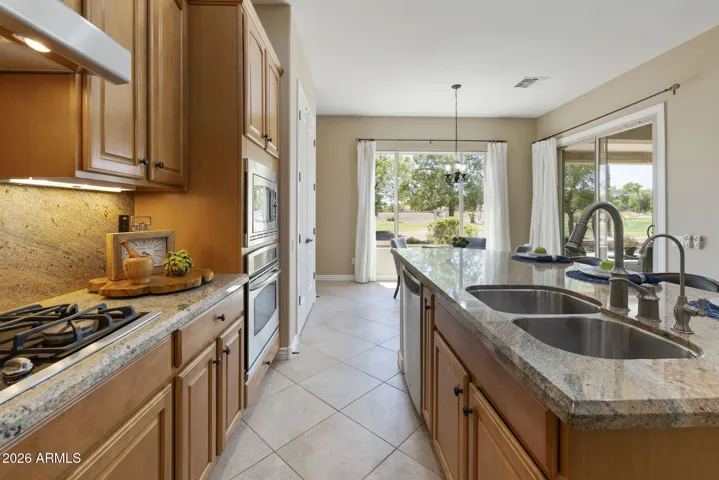Gas cooktop