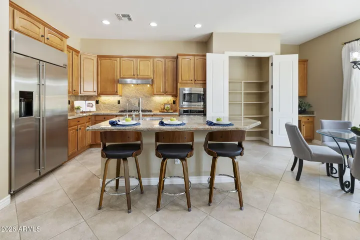 Counter depth fridge