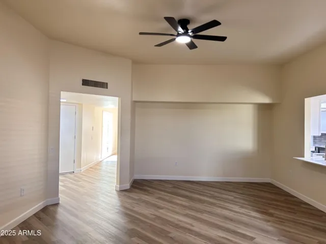 Family room 2