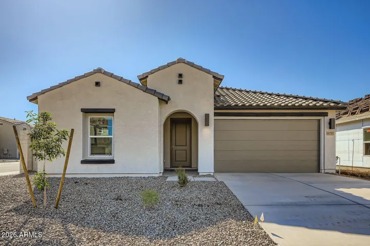 4 bedroom 2 baths, 2 car garage