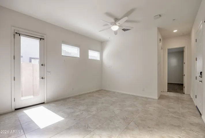 Separate Entrance to Back yard.