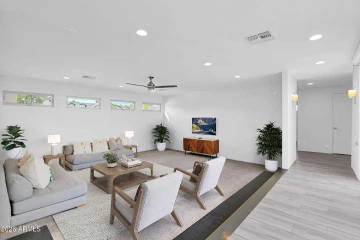 Virtual staging by SOLD