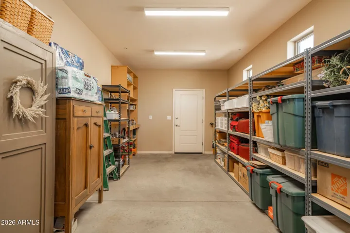 286 sq. ft.