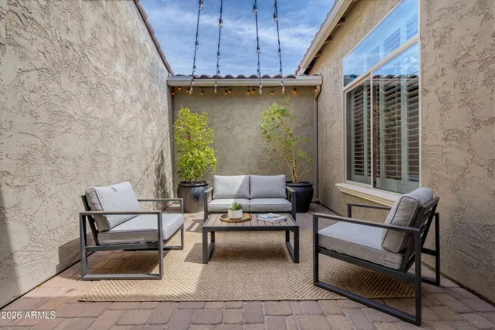 Charming Private Courtyard