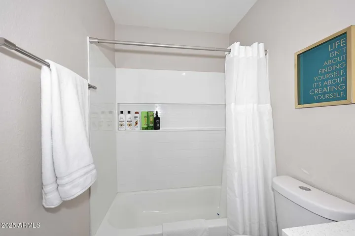 Hall bath combo tub/shower