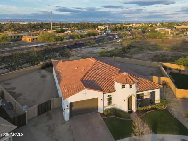 Large 1/3 acre lot!
