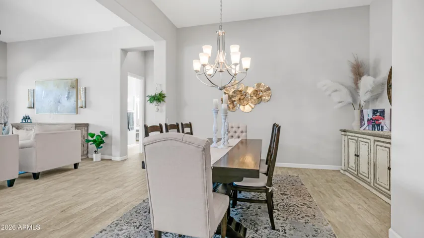 An Elegant Dining Room Designed for Memorable Gatherings