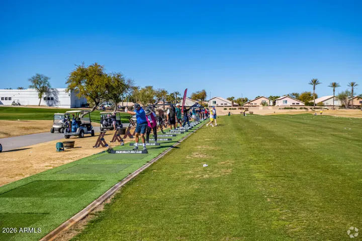 Under 5 minutes across street to the main club house and driving range.