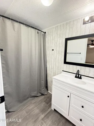 En suite bath