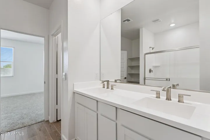 Pictures of sample model home. Colors, features and finishes will vary for each home.