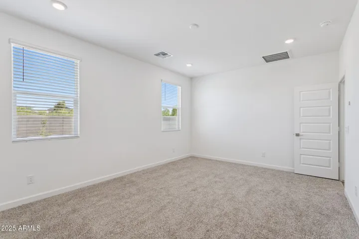 Pictures of sample model home. Colors, features and finishes will vary for each home.
