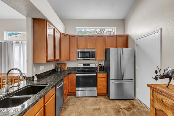 2019 refrigerator, 2025 microwave an newer range/oven