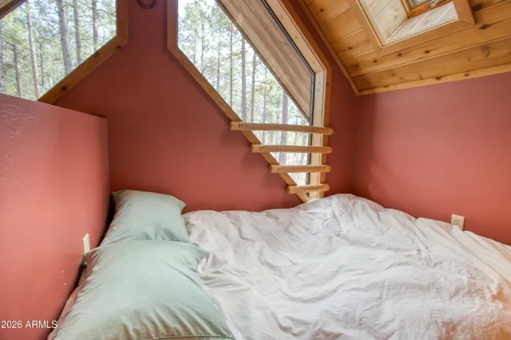 2nd Slepping Loft