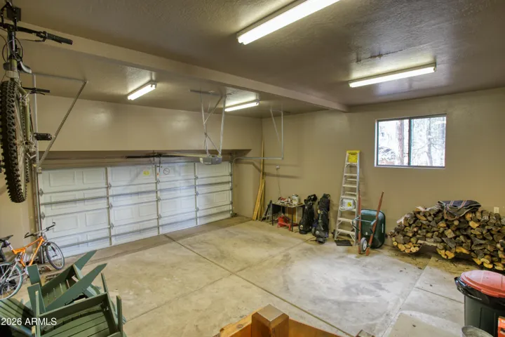 Oversized 2 Car Garage
