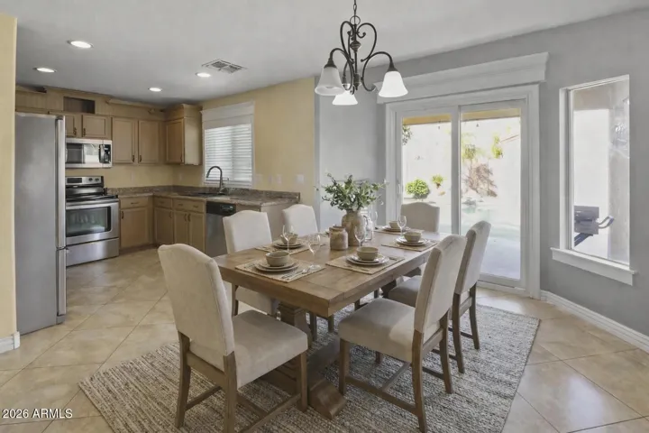 Eat in Kitchen