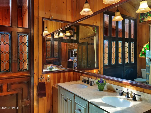 Upstairs Guest Bathroom