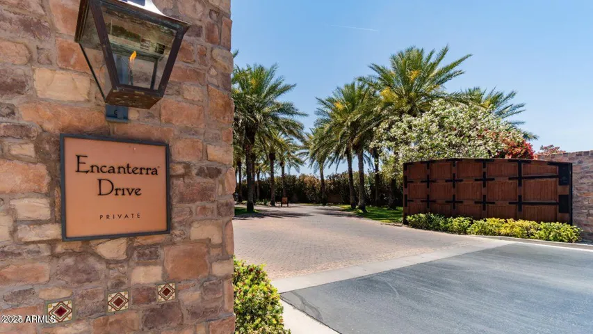 Encanterra Entrance