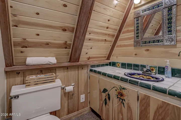 Upper-Level Bath