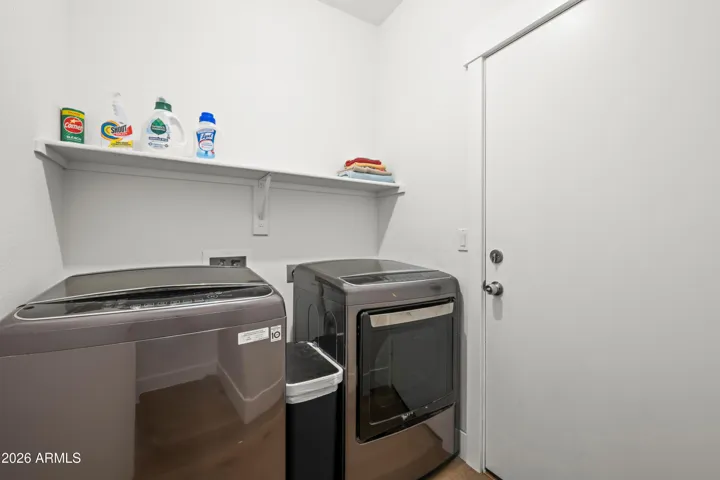 Washer & Dryer included