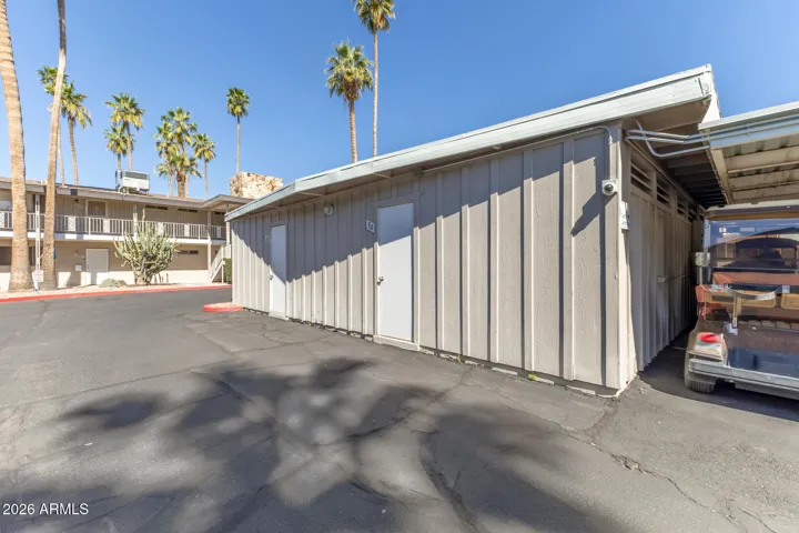 Storage unit