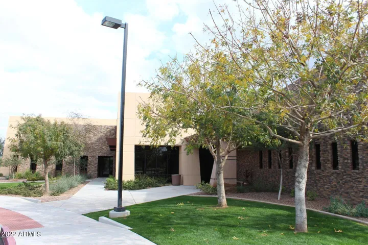 Clubhouse, fitness center, and amenities are included in HOA dues!