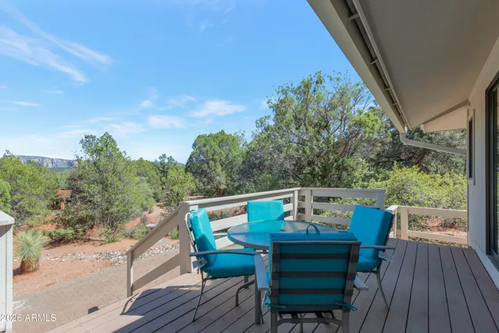Deck off of kitchen