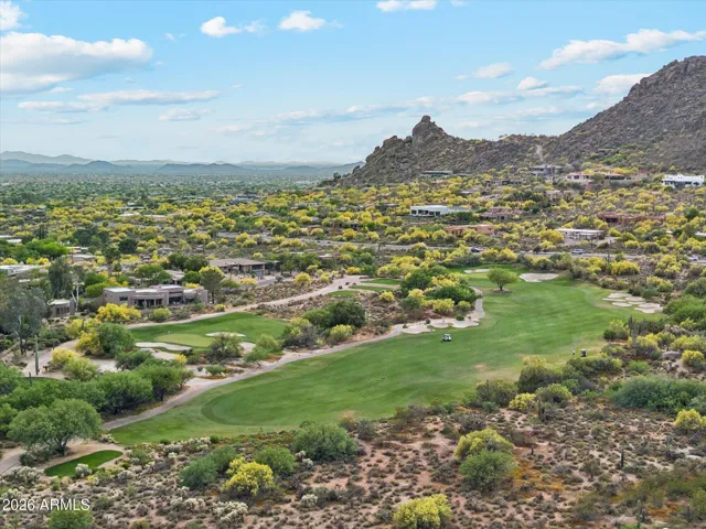 Nearby Golf at The Boulders