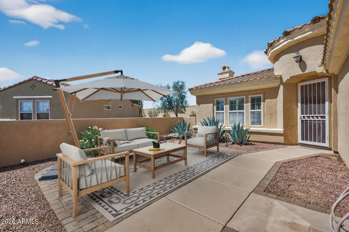 Fully enclosed private courtyard